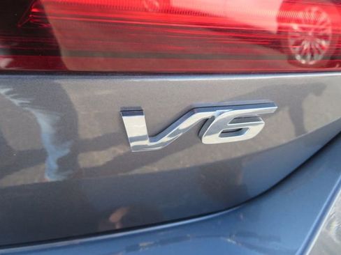 Used 2017 Honda Accord EX-L image 19