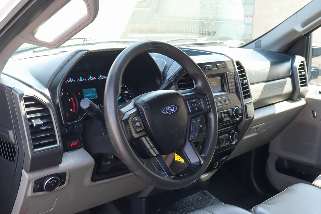 Used 2017 Ford F550 Luxury RWD image 22