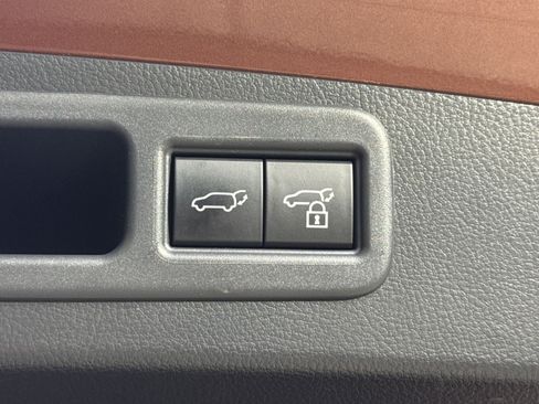 Used 2025 Lexus RX 450h AWD w/ Convenience Package image 39