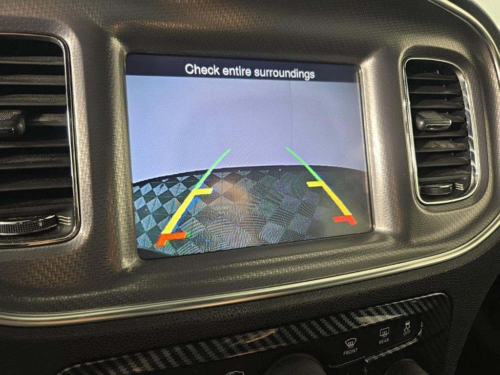 Used 2014 Dodge Charger R/T RWD image 17
