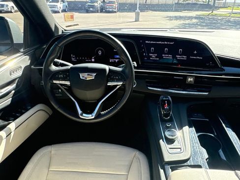 Used 2022 Cadillac Escalade ESV Sport w/ Touring Package AWD/4WD image 12