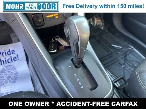 Used 2022 Chevrolet Trax LT w/ LT Convenience Package image 21