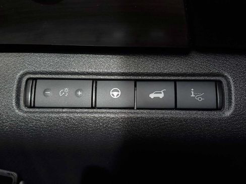 Used 2023 Nissan Pathfinder Platinum w/ Cargo Package AWD/4WD image 33