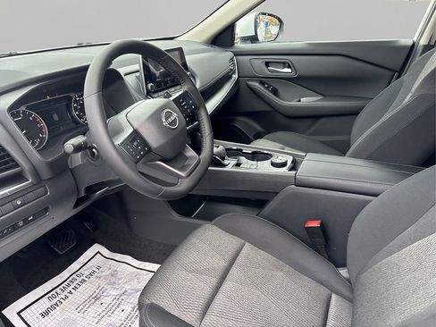 New 2026 Nissan Rogue SV image 8