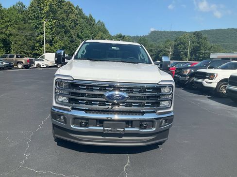 New 2026 Ford F250 Lariat w/ Chrome Package AWD/4WD image 2