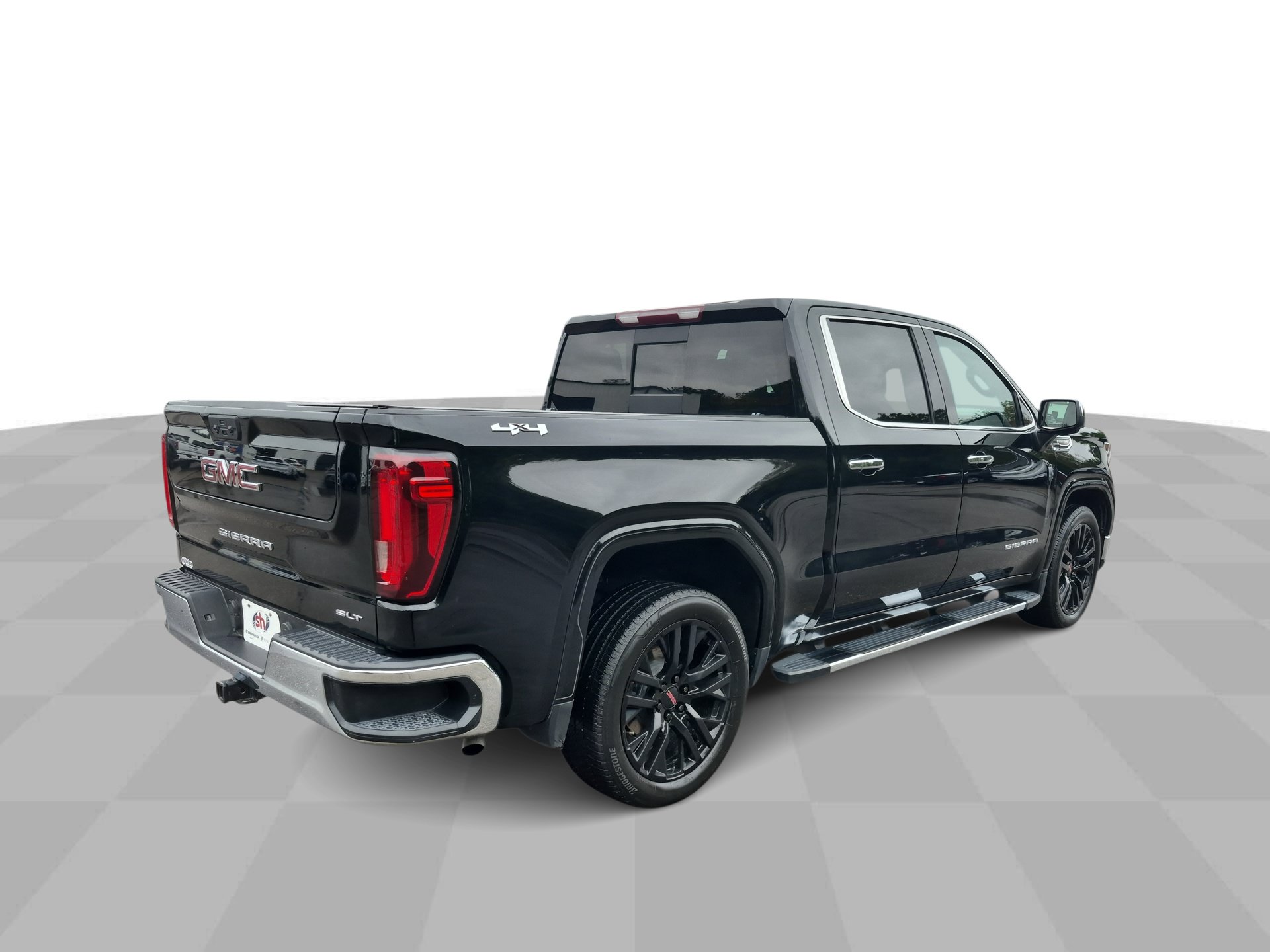 Used 2023 GMC Sierra 1500 SLT w/ SLT Premium Package AWD/4WD image 9