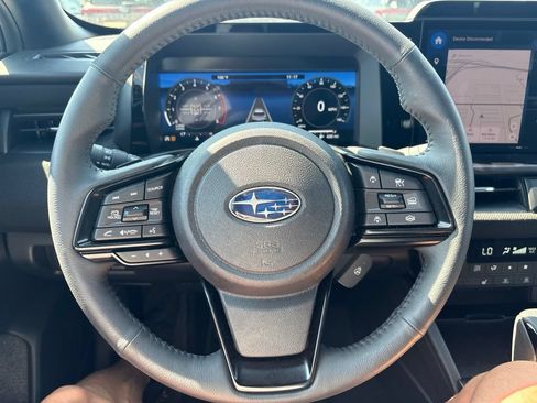 Used 2026 Subaru Outback Premium AWD/4WD image 2