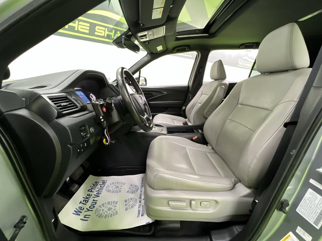 Used 2023 Honda Passport EX-L image 17