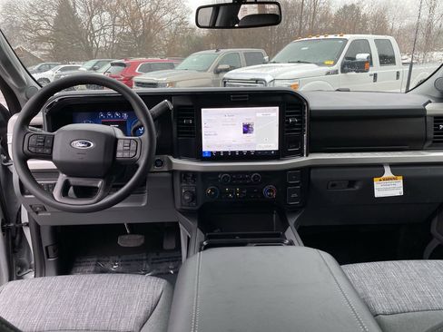 New 2026 Ford F350 XLT w/ XLT Premium Package image 5