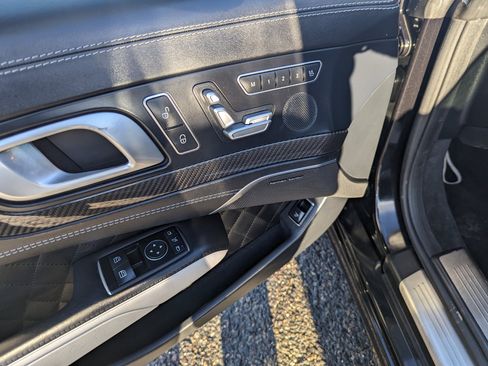 Used 2016 Mercedes-Benz SL 63 AMG image 12