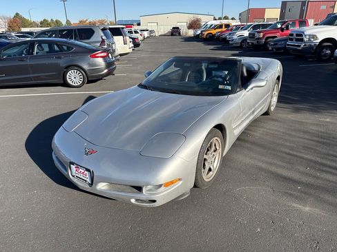 Used 2004 Chevrolet Corvette Convertible w/ Preferred Equipment Group RWD image 79