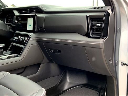 Used 2026 GMC Sierra 1500 AT4X image 19