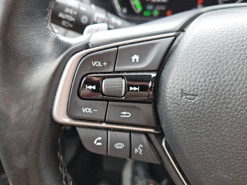 Used 2022 Honda Accord Touring image 12