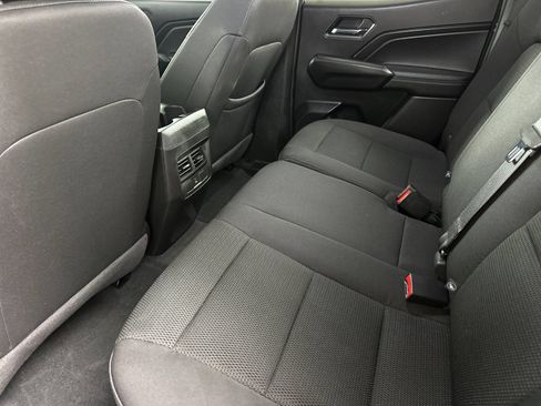 Used 2024 Chevrolet Colorado LT w/ LT Convenience Package RWD image 11