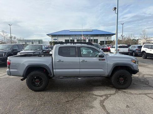 Used 2017 Toyota Tacoma TRD Pro image 4