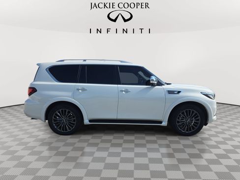 Used 2022 INFINITI QX80 Sensory w/ Cargo Package AWD/4WD image 4