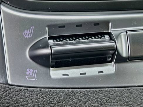 New 2027 Kia Carnival SX w/ Dark Edition Package FWD image 21