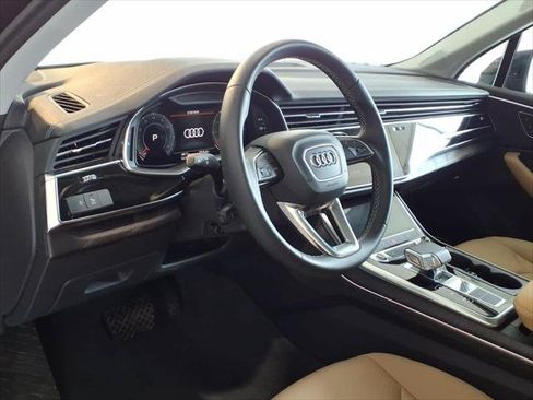 Certified 2026 Audi Q7 3.0T Premium w/ Convenience Plus Package AWD/4WD image 9
