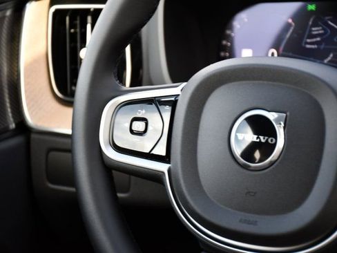 New 2026 Volvo XC60 B5 Plus w/ Protection Package Premier AWD/4WD image 22