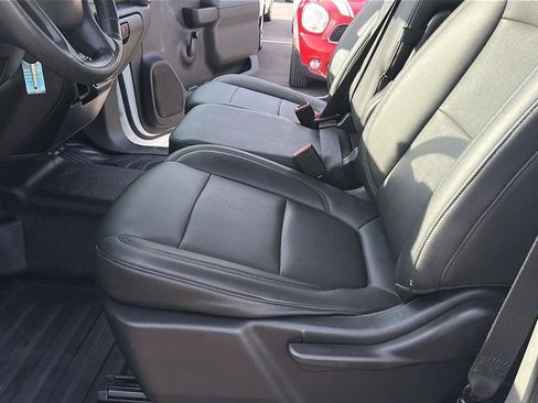 Used 2019 Chevrolet Silverado 1500 W/T RWD image 24