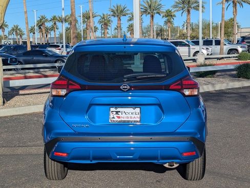 Certified 2025 Nissan Kicks Play S image 5