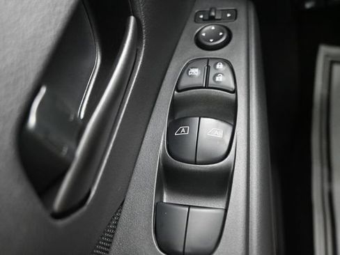 Used 2025 Nissan Kicks Play S w/ Interior Electronics Package FWD image 16