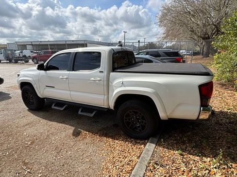Used 2020 Toyota Tacoma SR5 image 9