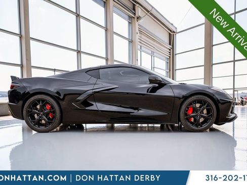 Used 2020 Chevrolet Corvette Stingray Premium Cpe w/ 3LT Preferred Equipment Group RWD image 23