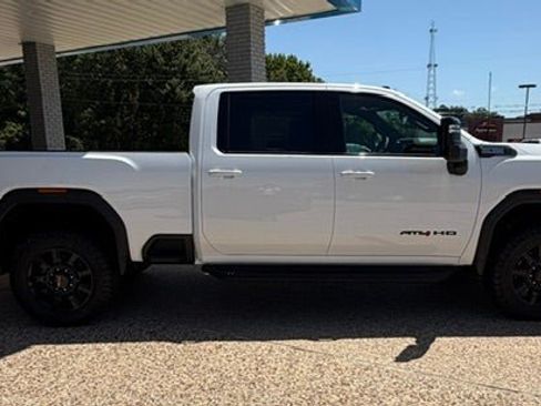 New 2026 GMC Sierra 2500 AT4 w/ LPO, Black Badging Package AWD/4WD image 2