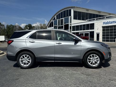 Used 2024 Chevrolet Equinox LT w/ LPO, Floor Liner Package image 11