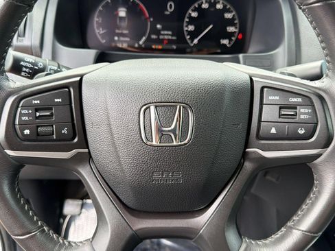 Used 2025 Honda Ridgeline RTL image 11