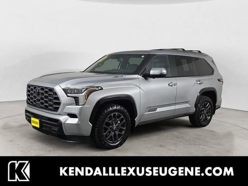 Used 2025 Toyota Sequoia Platinum image 1