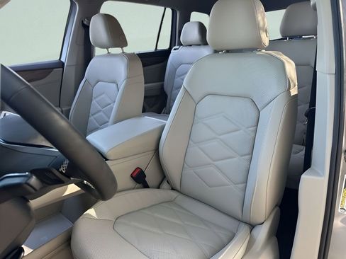 New 2026 Volkswagen Atlas SE image 11