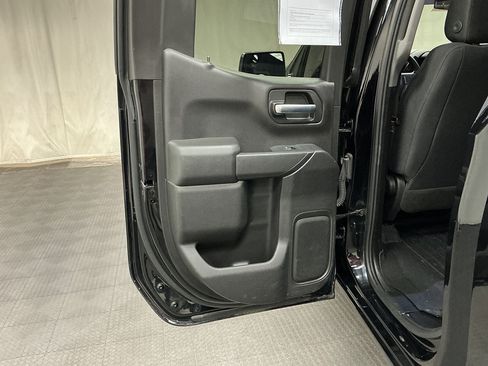 Used 2019 Chevrolet Silverado 1500 Custom w/ Trailering Package AWD/4WD image 24