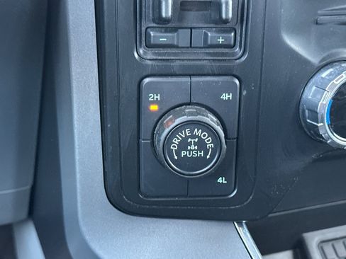 Used 2024 Ford F150 XLT w/ Equipment Group 302A MID image 31