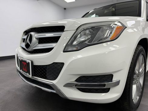 Used 2015 Mercedes-Benz GLK 350 4MATIC 4dr GLK 350 w/ Premium 1 Package image 17