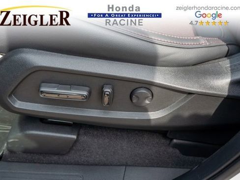 Used 2026 Honda Pilot Black Edition image 18