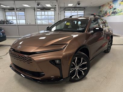 New 2025 Toyota Crown Signia