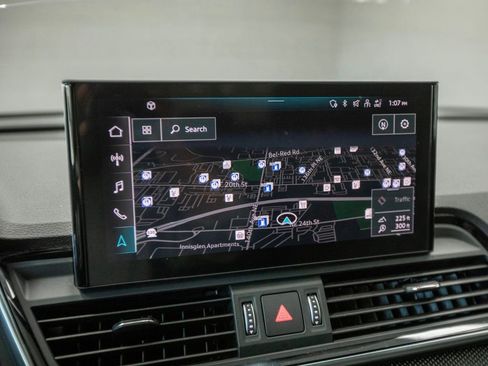 Used 2023 Audi SQ5 Premium Plus w/ Premium Plus Package image 21