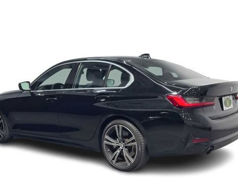 Used 2021 BMW 330i Sedan w/ Driving Assistance Package RWD image 4