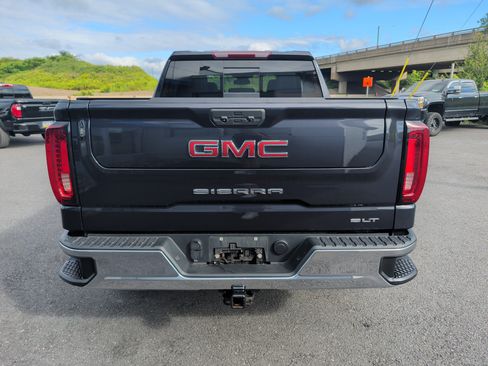 Used 2022 GMC Sierra 1500 SLT w/ SLT Convenience Package AWD/4WD image 4