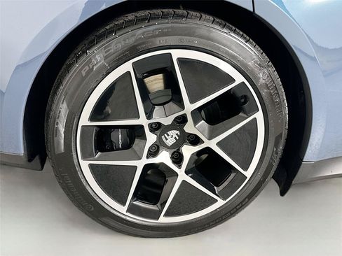 Certified 2026 Porsche Taycan AWD/4WD image 13
