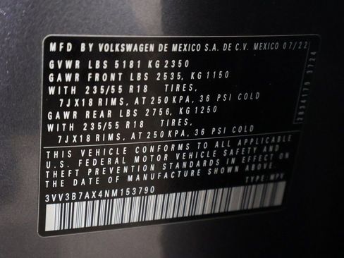 Used 2022 Volkswagen Tiguan SE w/ Panoramic Sunroof Package image 53