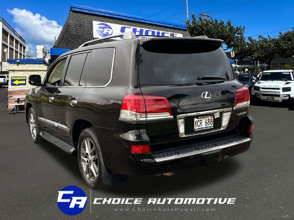 Used 2013 Lexus LX 570 4WD w/ Luxury Pkg w/Pre-crash image 5