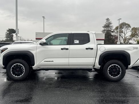 New 2026 Toyota Tacoma TRD Off-Road image 6