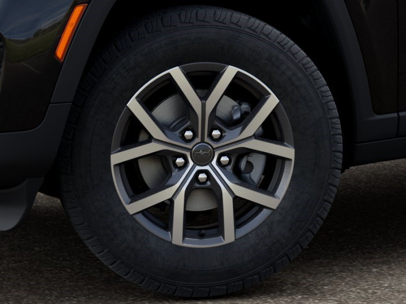 New 2027 Jeep Grand Cherokee Laredo RWD image 9
