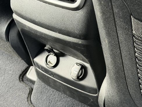 Used 2019 Kia Sorento S image 30