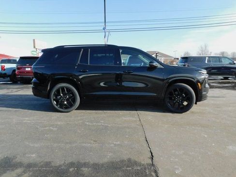 New 2026 Chevrolet Traverse RS w/ LPO, Illumination Package FWD image 25