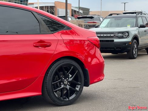 Used 2023 Honda Civic Sport image 9