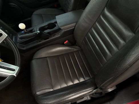Used 2006 Ford Mustang GT Premium RWD image 13